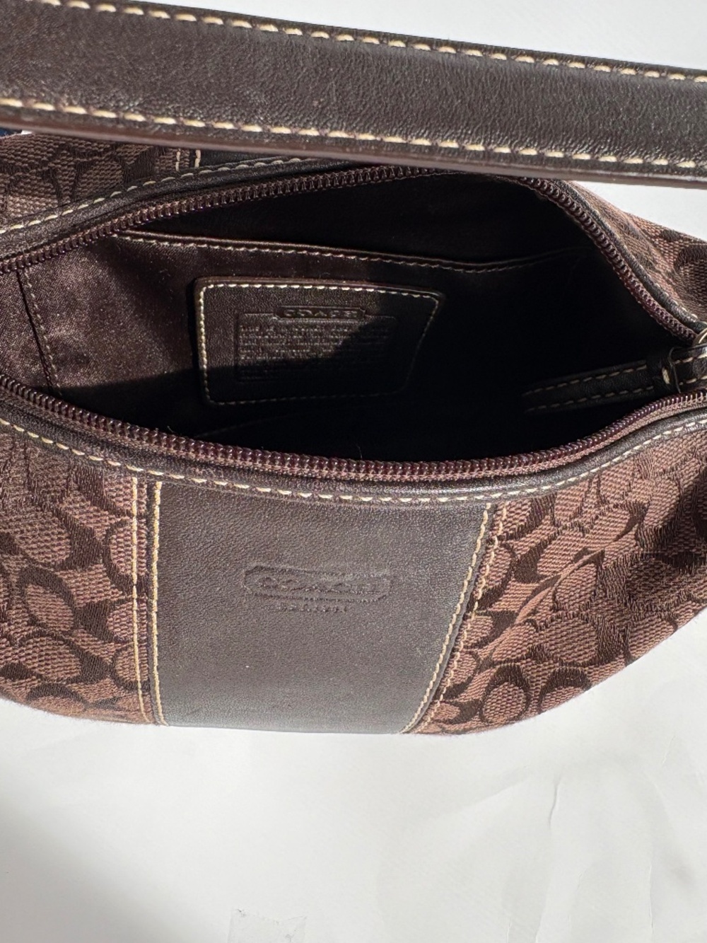 Vintage Coach Handbag - Picture 3 of 4